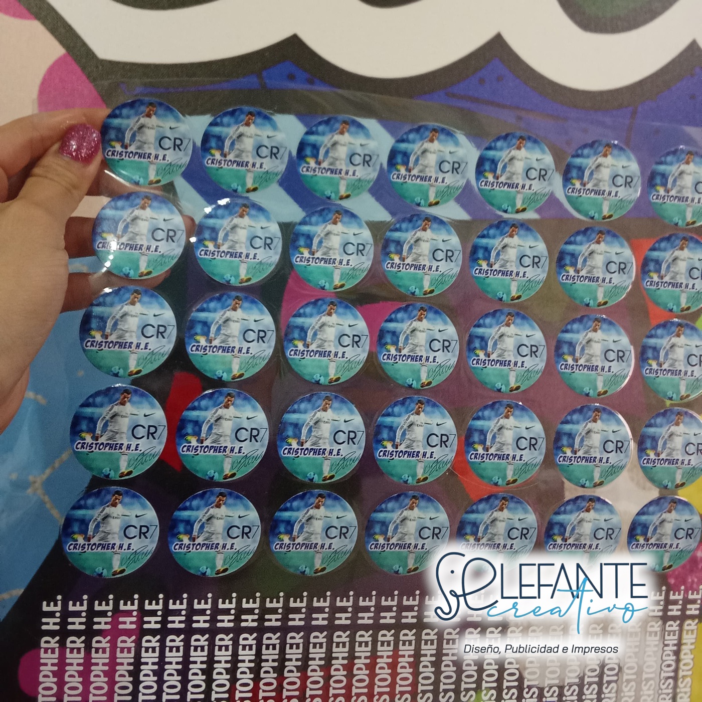 Aplicaciones circulares impresas con DTF UV